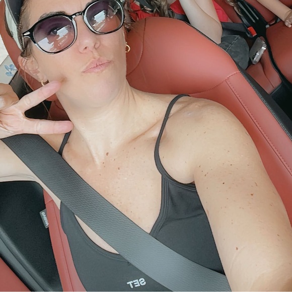 SET Active Black Top - Picture 6 of 6